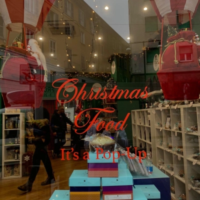 Christmas Store a Milano con Panettoni artigianali