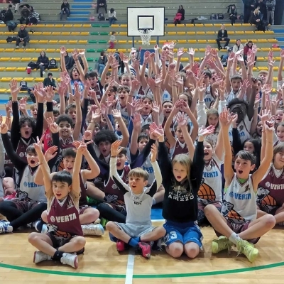 La Sba festeggia il Natale con i bambini e le bambine del minibasket