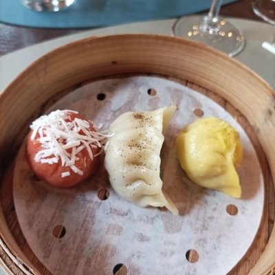 GHE SEM MILANO: L’ARTE DEL RAVIOLO CHE FONDE CINA E ITALIA