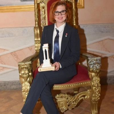 In forte ascesa la 'artista Angelica Loredana Anton a cui va anche il Premio Fori Imperiali