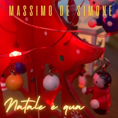 Massimo De Simone canta l’amore e la magia del Natale in 