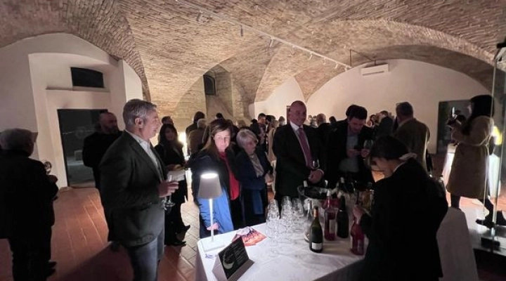 Alla Cena Oleocentrica di Bettona (Pg) presenti anche i Vini della Cantine Zanchi e della Famiglia Cotarella associate alla Strada dei Vini Etrusco romana