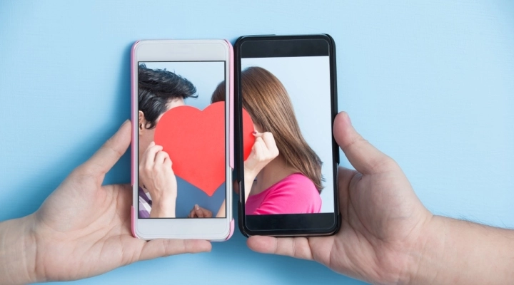 Crescono le internet couples. L'amore nasce online, c'è voglia di connessione