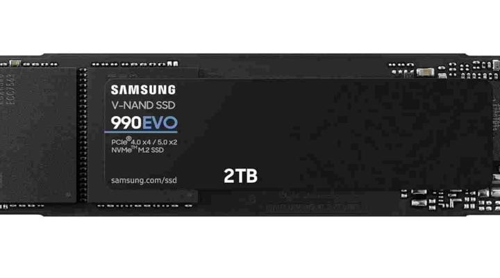 Recensione del Samsung 990 EVO SSD: Prestazioni Potenziate e Risparmio Energetico