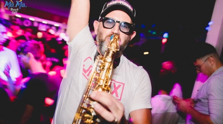 JP SAX: dopo Londra, il sassofonista torna live a Roma a Cinecittà World