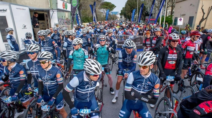 Si apre il sipario sulla 22esima Gran Fondo di Riccione