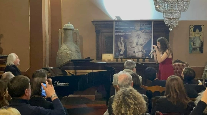 Grande successo della poeta Marthia Carrozzo e del maestro Claudio Fabi e del Premio Taranto Poesia e Impegno Civile