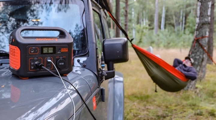 L’energia portatile di Jackery. Anche per chi dorme in amaca  