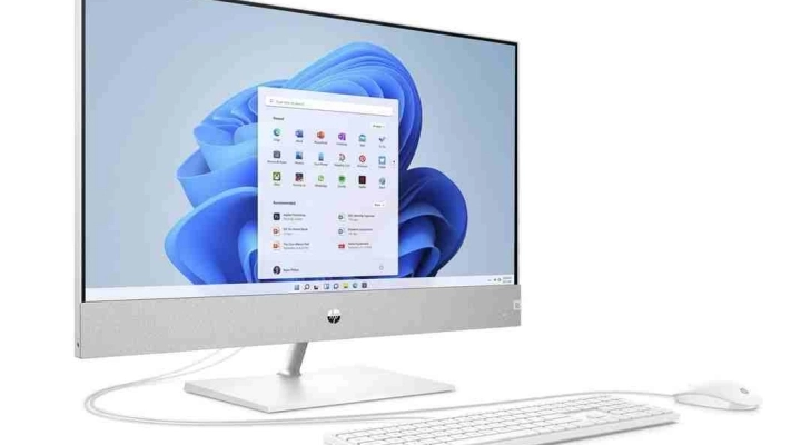 Recensione del HPP HP Pavilion All-in-One PC 27-ca2103ng: Un'Eccellenza di Prestazioni e Design