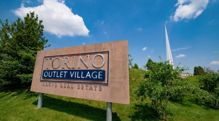 TORINO OUTLET VILLAGE: VIA AI SALDI PER UNA PRIMAVERA ALL’INSEGNA DELLO SHOPPING