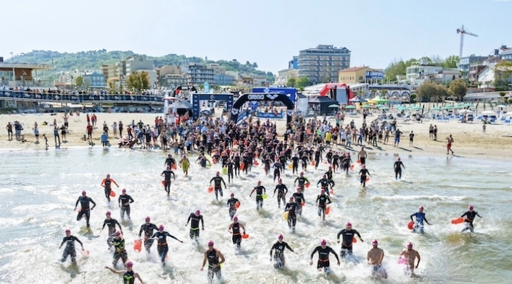  A Cattolica ecco OCEANMAN: il 24 - 26 maggio attesi centinaia nuotatori da 30 paesi del mondo