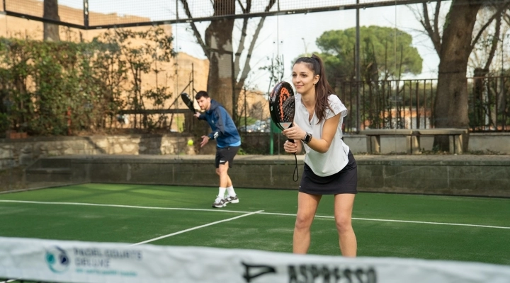 PADEL MANIA: CURIOSITÀ E ANEDDOTI SUL TREND DEL MOMENTO