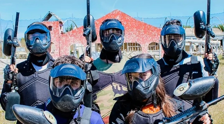 Feste Paintball a Roma: Strategia e Divertimento da Tower Paintball