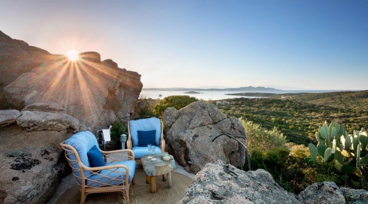 L’APERITIVO VISTA MARE DA NON PERDERE IN COSTA SMERALDA 