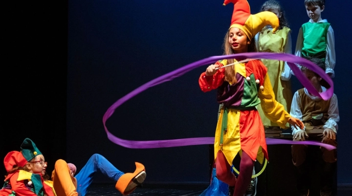 Bambini e ragazzi sul palcoscenico per la rassegna “Impronte di teatro”