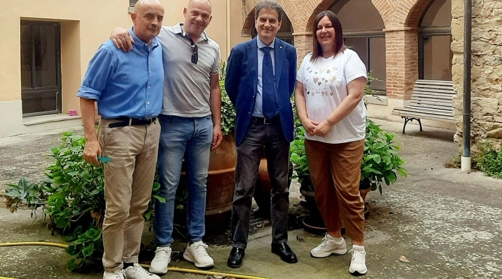 Due materassi in dono alla Casa Pia dal Rotary Club Arezzo