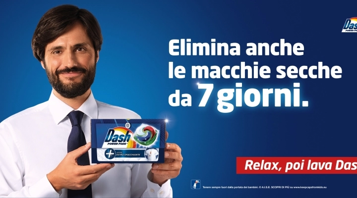 IL BUCATO? UNA POTENZIALE FONTE DI STRESS!  DASH METTE (LETTERALMENTE) A NUDO GLI ITALIANI  RACCONTANDO E PLACANDO, IN MODO INEDITO E SPIAZZANTE, LA LORO MAGGIORE ANSIA IN FATTO DI MACCHIE E IGIENE NELLA NUOVA CAMPAGNA “