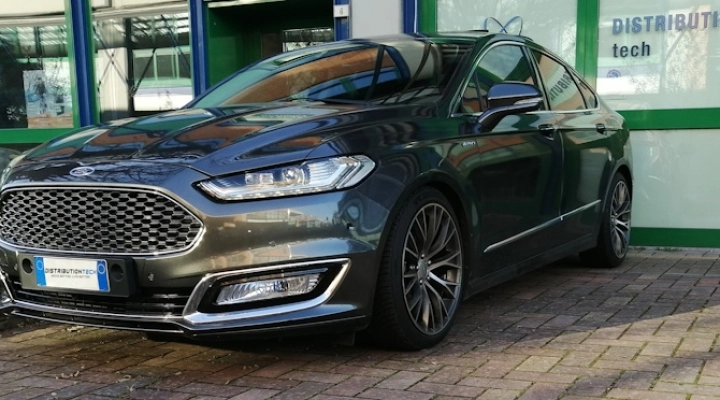 La storia di Gianni e la sua Ford Mondeo Vignale un viaggio verso la personalizzazione perfetta