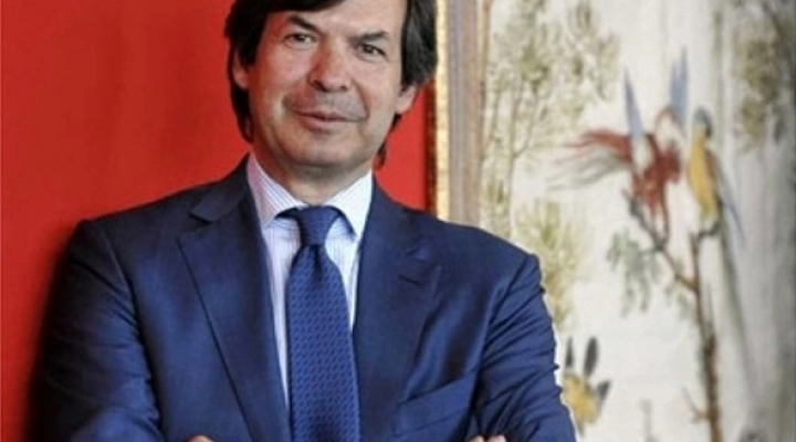 Carlo Messina: Intesa Sanpaolo agli Euromoney Awards for Excellence 2024, i premi alla Banca  