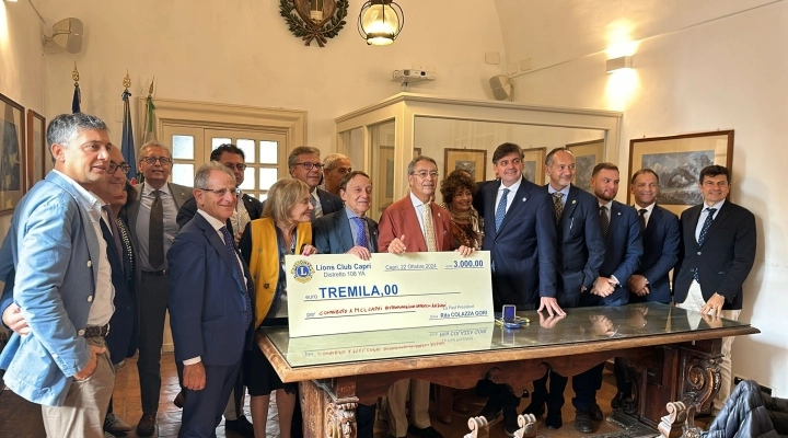 UNA DONAZIONE PER MCL – MOVIMENTO CRISTIANO LAVORATORI – SEDE CAPRI – NAPOLI – BEN TREMILA EURO DESTINATI AD UN CARAVAN DA RISTRUTTURARE PER PERSONE DISABILI E ANZIANI