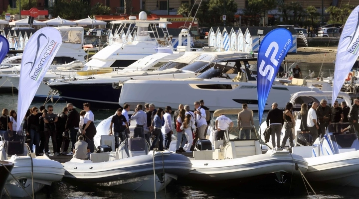 Pubblico e Vip al Navigare nell'ultimo weekend, rush conclusivo per il salone nautico