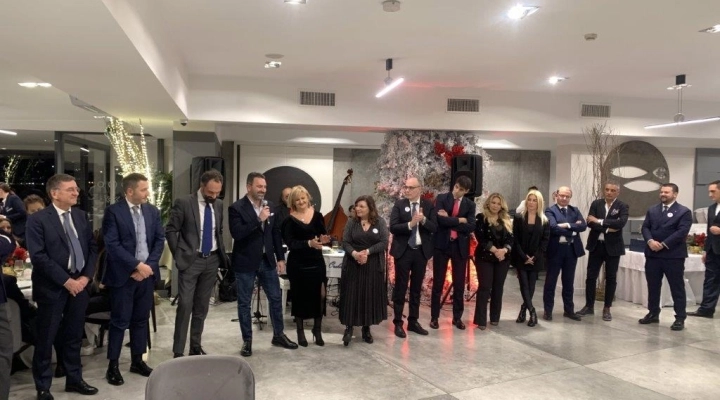 Successo con brio, eleganza e solidarietà per la cena di scambio auguri A.D.A.