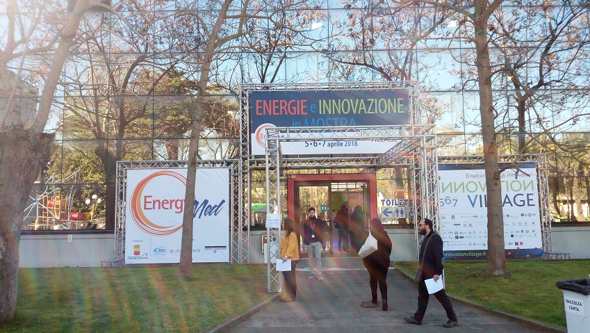 Napoli: Il successo dell’11^ edizione di Energy Med e del 3°Innovation Village. La visita del Sindaco Luigi de Magistris. (Scritto da Antonio Castaldo)