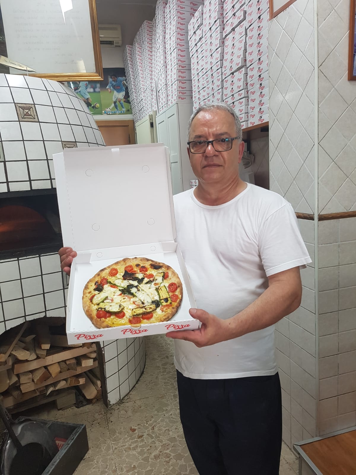 Si Festeggiano i 50 anni di attività della Pizzeria Cumana Salvatore Pellone