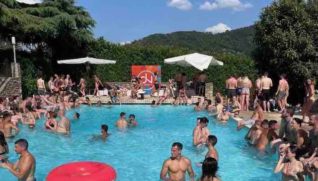 DV Connection: il 15 agosto ’22 presenta Be Stupid Pool Party @ Barbariccia Beach… 