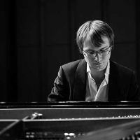 Ilya Maximov un talento del pianoforte