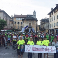 Grande successo per la 2° Pedalata tra le Stelle. Oltre 250 ciclisti hanno pedalato in memoria di Gianni Piola.
