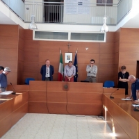 Mariglianella: Il Consiglio Comunale ha approvato la Salvaguardia degli Equilibri di Bilancio e commemorato il dipendente comunale Giacomo Terracciano prematuramente scomparso.