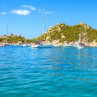 Una vacanza in barca all'Arcipelago della Maddalena in Sardegna