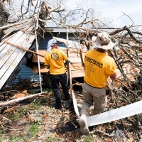 I Ministri Volontari della Chiesa di Scientology portano soccorso negli USA dopo l’uragano Harvey