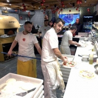 A Monteruscello la Verace e Alta ristorazione completa Tra Punto Nave e Pizzaingrammi la napoletanità autentica con alta classe