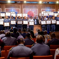 La polizia del Sud Africa combatte il crimine dalle sue radici