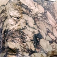 Il marmo dai 1000 volti: arte della natura
