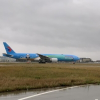 Arrivato a Londra il primo aereo al mondo a tema CIIE lanciato da China Eastern Airlines 