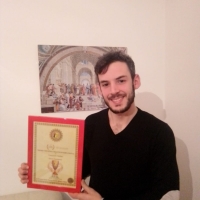 Emanuele Gulino riceve il Premio Internazionale Vincenzo Crocitti 2020 come Attore Emergente