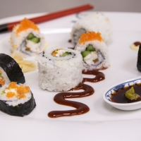 Per celebrare la Giornata Internazionale del Sushi, HAPO propone due gustose ricette a tema: il Sushi Roll e il Sushi Burger, entrambe a base di branzino, rigorosamente “firmato” Fish from Greece