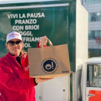 Milano, 1000 pasti gratuiti consegnati ai dipendenti dei centri direzionali Bodio e Centro Leoni  Via al food delivery dedicato alle aziende