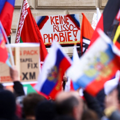 Germania, Cechia, Austria, cittadini in marcia con lo slogan 