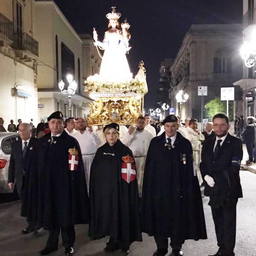 Si rinnova a Bitonto il culto della Madonna del Rosario con la partecipazione delle Guardie d’Onore alle Reali Tombe del Pantheon
