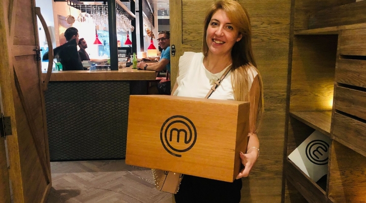 La English Coach italiana Monica Perna giovedì 20 ottobre al MasterChef The TV Experience Restaurant di Dubai per scoprire gli ingredienti della Mystery Box 