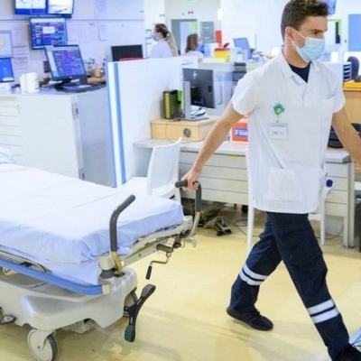 Sanità, Nursing Up: «Anche nel 2023 la Svizzera prepara una “caccia aperta” all’infermiere italiano. 7mila posti vacanti da colmare tra gli operatori sanitari, non lasciano dubbi»
