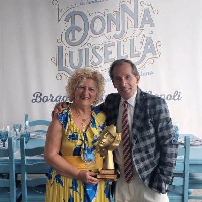 Donna Luisella premiata a Roma per la sua brillante carriera.