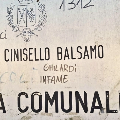Lega di Cinisello Balsamo esprime solidarietà al sindaco Ghilardi per appellativo offensivo apparso sulla struttura comunale
