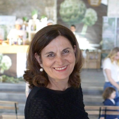 Giovanna Voria presenta il suo libro al Salone della Dieta Mediterranea.
