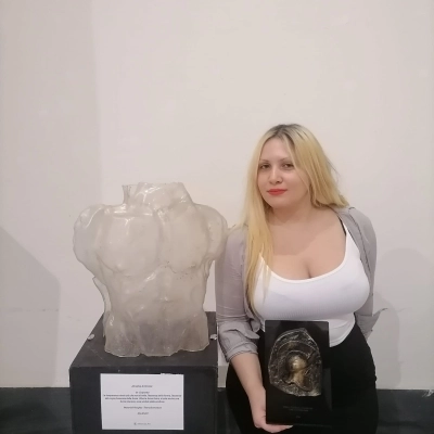 Premio Campania Coraggiosa all’artista Ambrosia per l’opera scultorea In-Corporeo. 