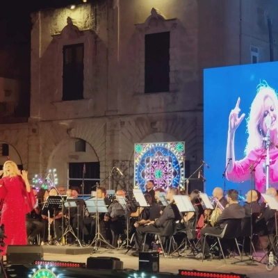 CHIARA TAIGI – Successo Serata di Gala Decennale Premio Vigna d’Argento 2024 ! 30 Giugno 2024 - Piazza Duomo - Lecce